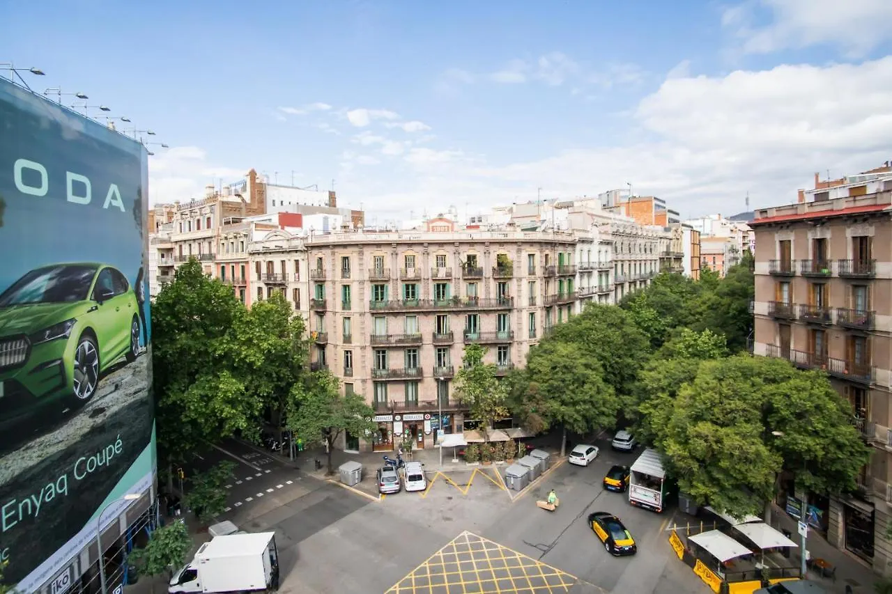 41Ari1045- Fantastic And Super Spacious 3Bed Apartment In The Center Barcelona